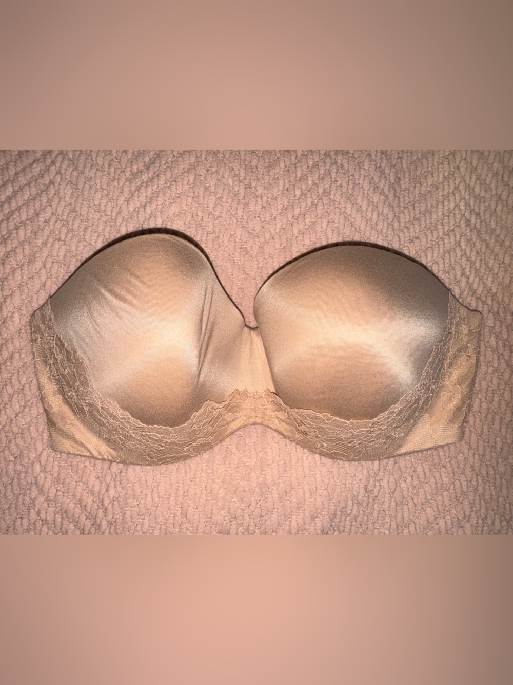 Victoria’s Secret Lined Lace Strapless Bra 38DD Tan/Nude